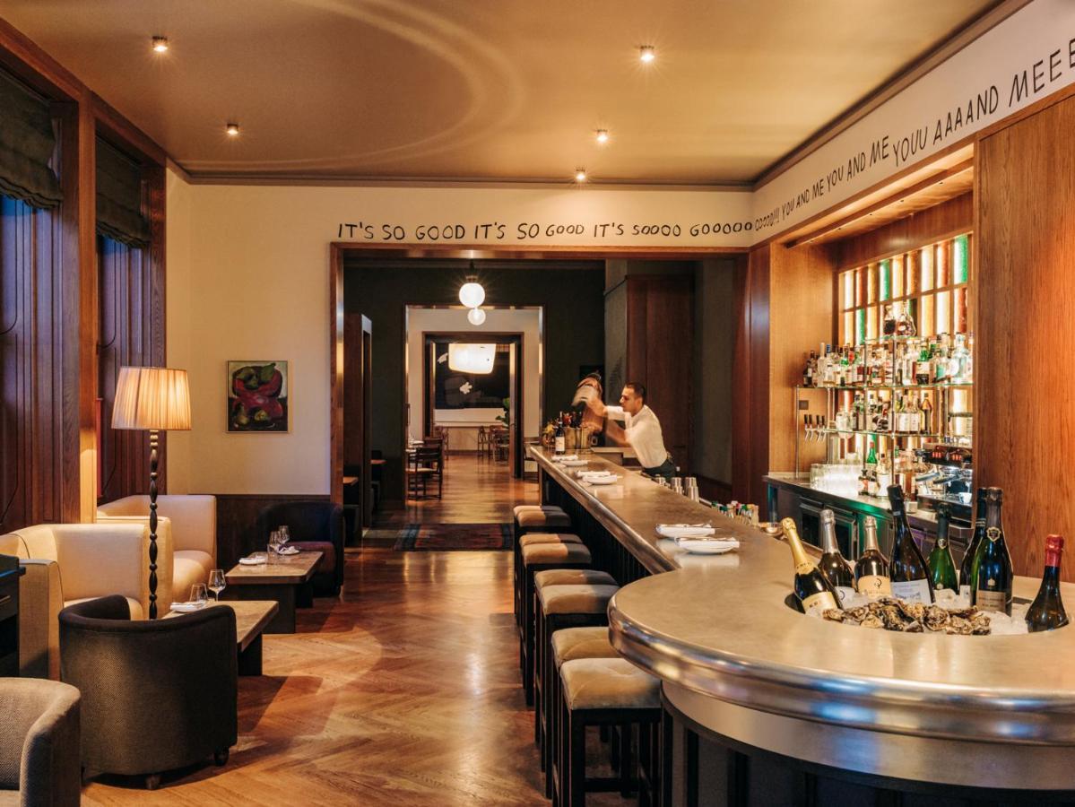 Boutique Hotel Chateau Royal Berlin Dış mekan fotoğraf The bar at the American Bar