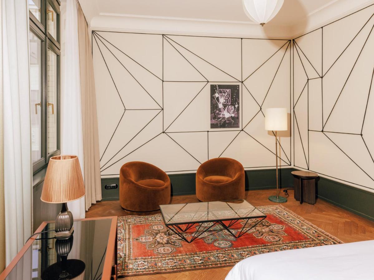 Boutique Hotel Chateau Royal Berlin Dış mekan fotoğraf A room at the hotel