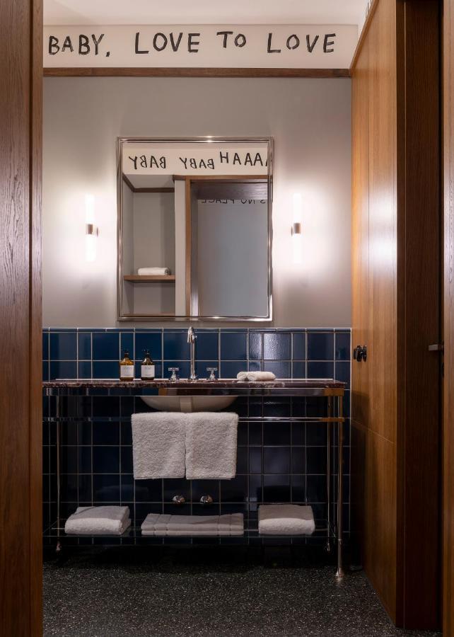 Boutique Hotel Chateau Royal Berlin Dış mekan fotoğraf Bathroom